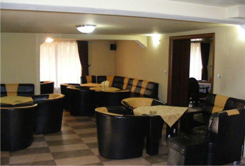 Pensiunea Mirela Pestera Ursilor Chiscau Exterior foto